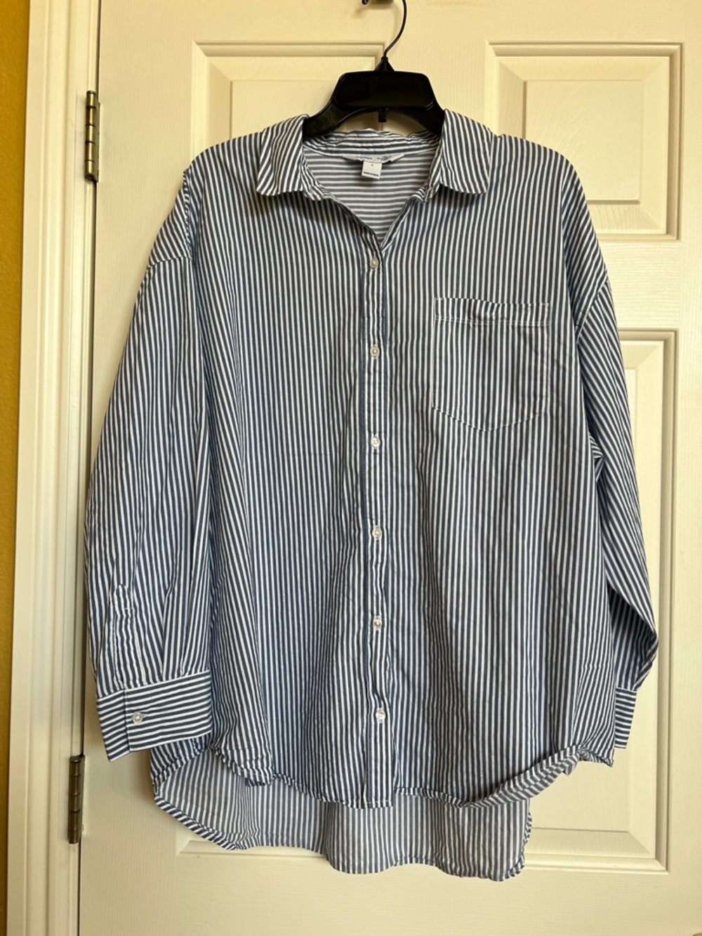 Old Navy ( the boyfriend shirt ) tops